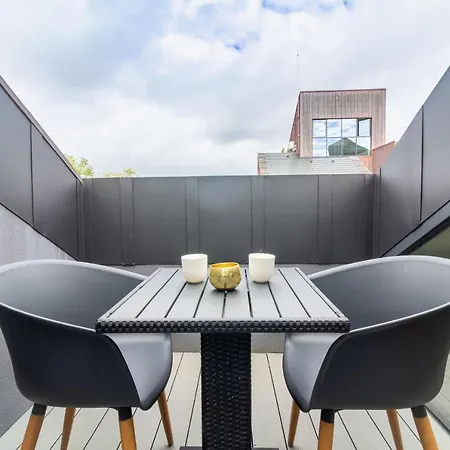 Unique Cuprum Apartment, By Cohost