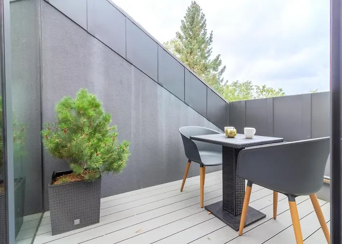 Unique Cuprum Apartment, By Cohost Apartman *