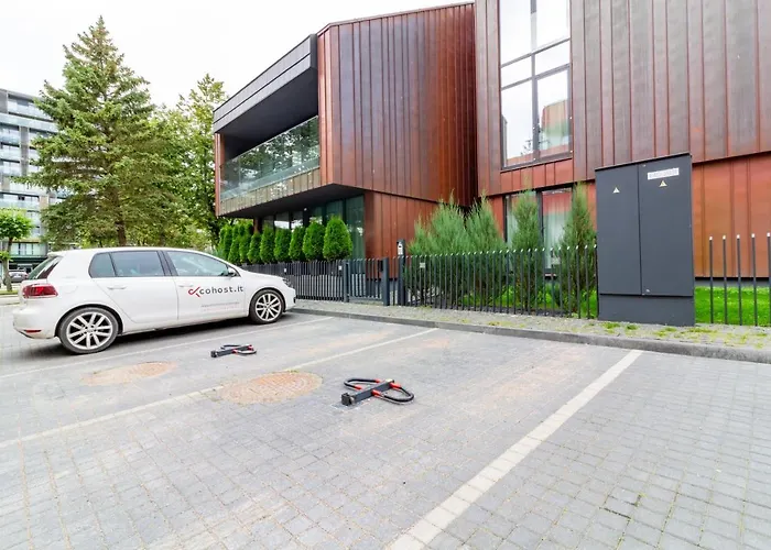 Unique Cuprum Apartment, By Cohost Apartman *